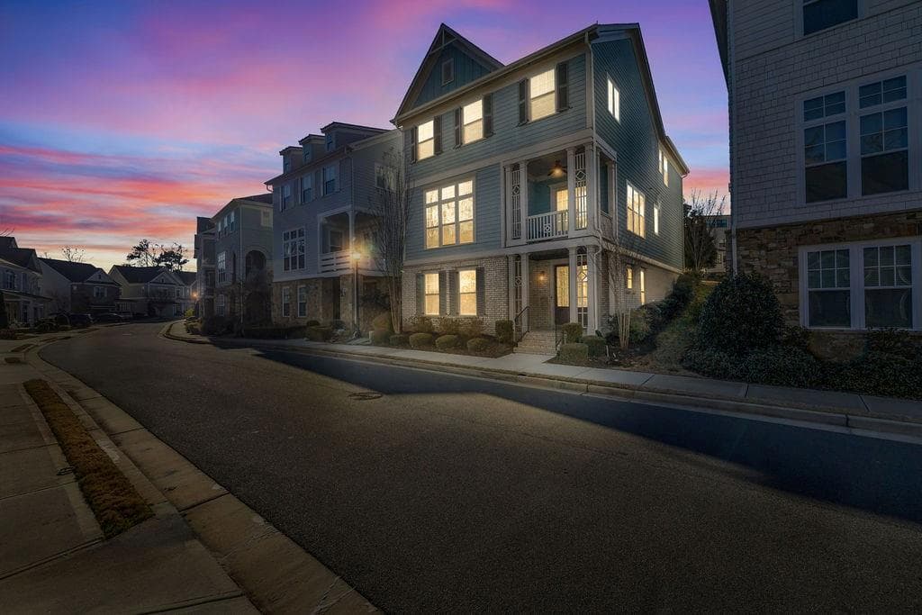 3003 Eamont Terrace, Sandy Springs, GA 30328 — most recent listing photo