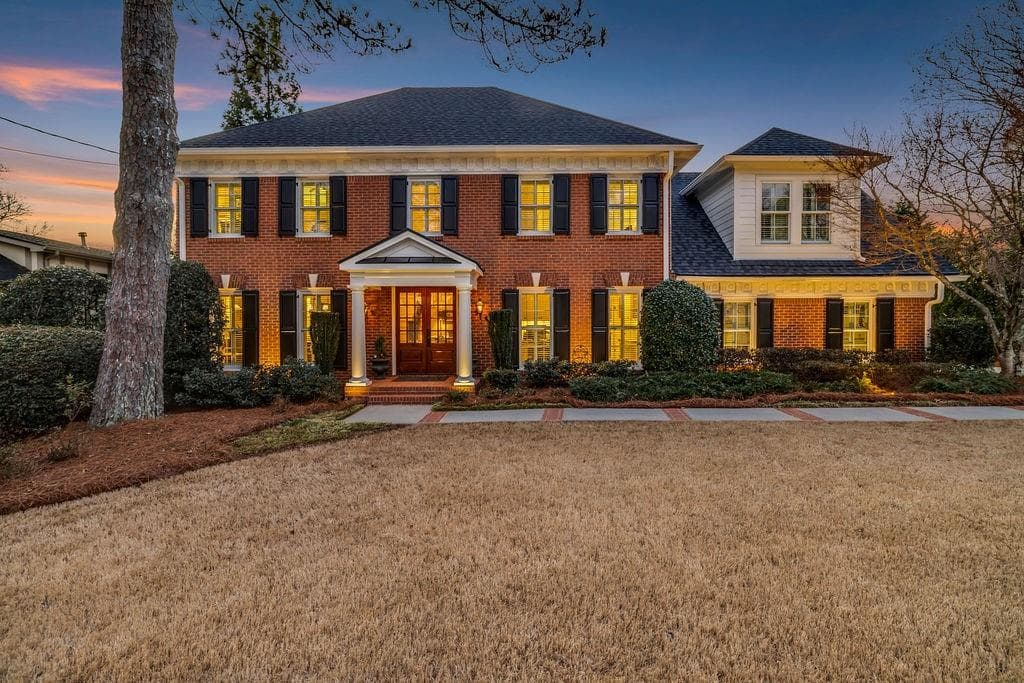 5 bedroom, 5 bathroom, 3,270 sq ft single family residence sold at 5010 Trailridge Way, Dunwoody, GA 30338