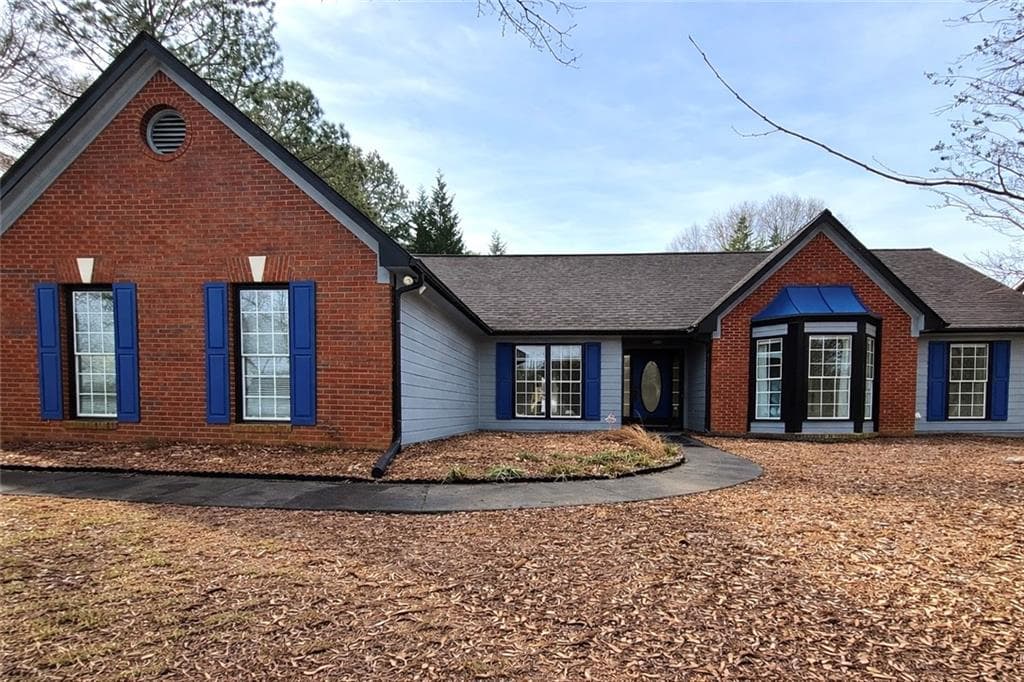 1500 Smoke Hill Drive, Hoschton, GA 30548 — most recent listing photo