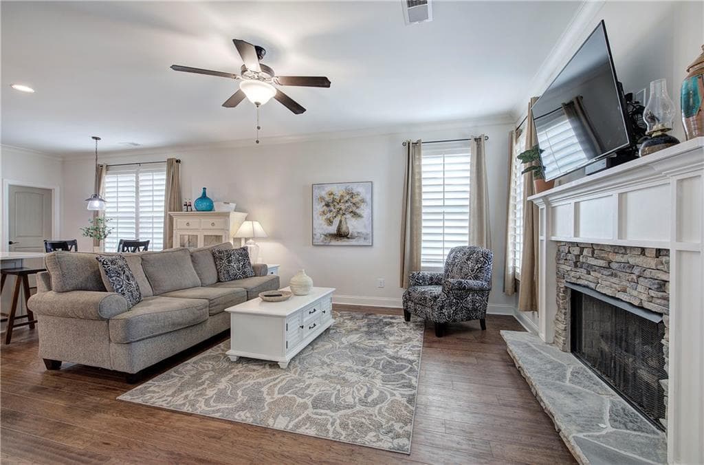 3 bedroom, 3 bathroom, 2,042 sq ft single family residence for sale at 6 Encore Lane, Cartersville, GA 30120 — photo 10