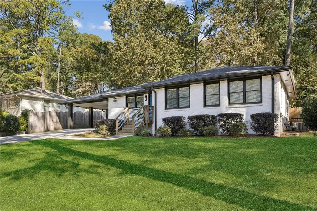 4 bedroom, 2 bathroom, 1,808 sq ft single family residence sold at 2212 Cloverdale Drive, Atlanta, GA 30316