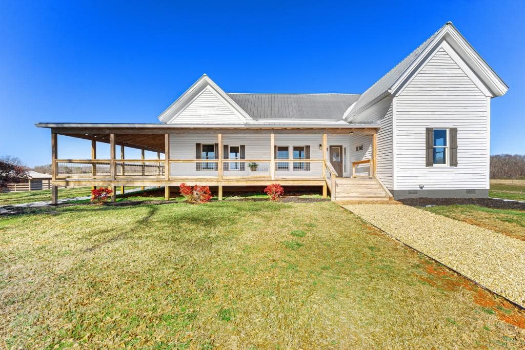 8144 Highway 98, Commerce, GA 30530 — most recent listing photo