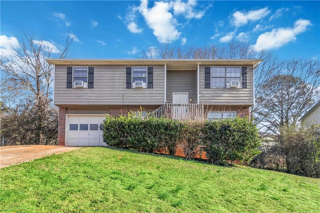 2724 Oxford Drive, Decatur, GA 30034 — most recent listing photo