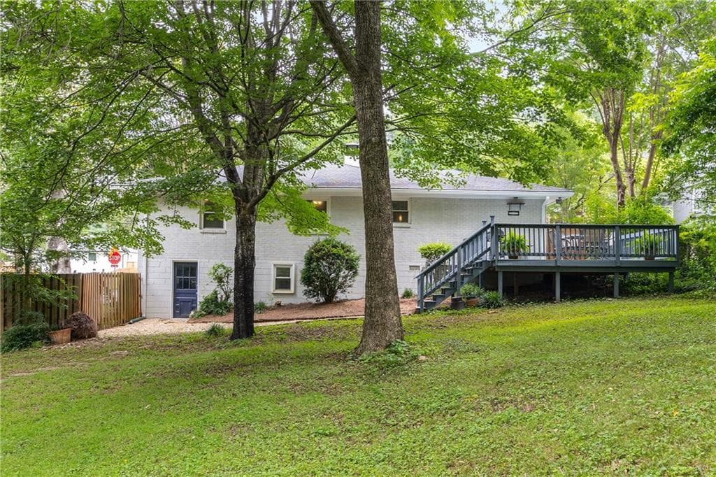 3 bedroom, 1 bathroom, 1,306 sq ft single family residence sold at 1060 Pinedale Drive, Smyrna, GA 30080