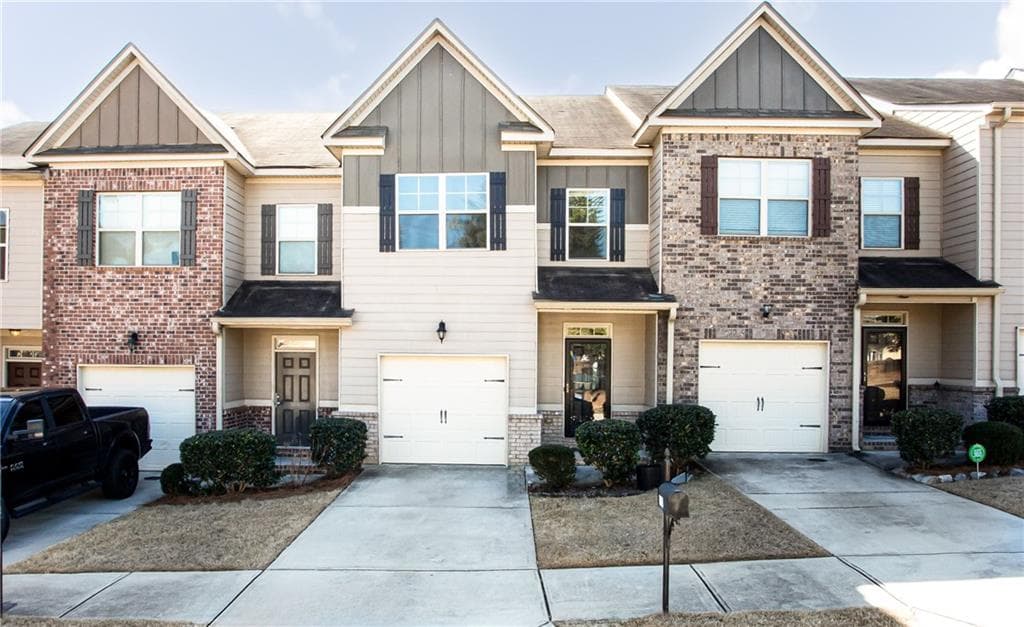 3 bedroom, 4 bathroom, 1,720 sq ft townhouse sold at 6880 Zaniah Road, Atlanta, GA 30331