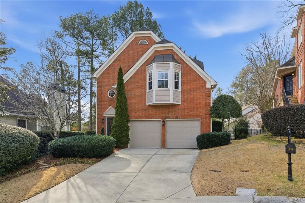 3 bedroom, 3 bathroom, 2,122 sq ft single family residence sold at 1073 Shady Valley Place, Atlanta, GA 30324