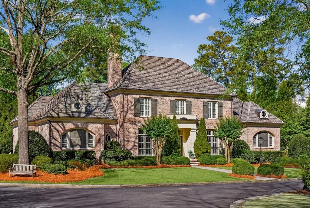 11 Leighton Court, Sandy Springs, GA 30327 — most recent listing photo