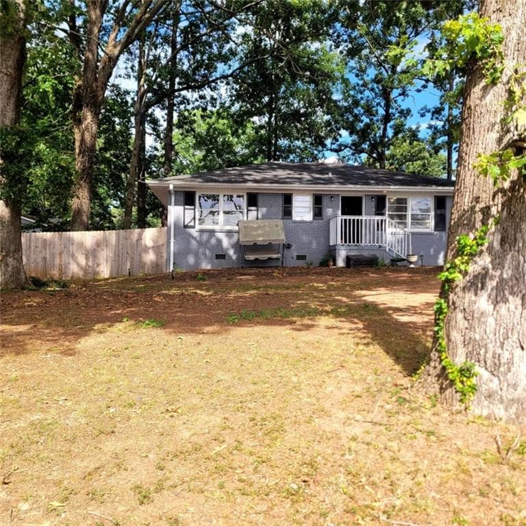 3 bedroom, 1 bathroom, 1,189 sq ft single family residence for sale at 7986 Scarlett Drive, Jonesboro, GA 30236