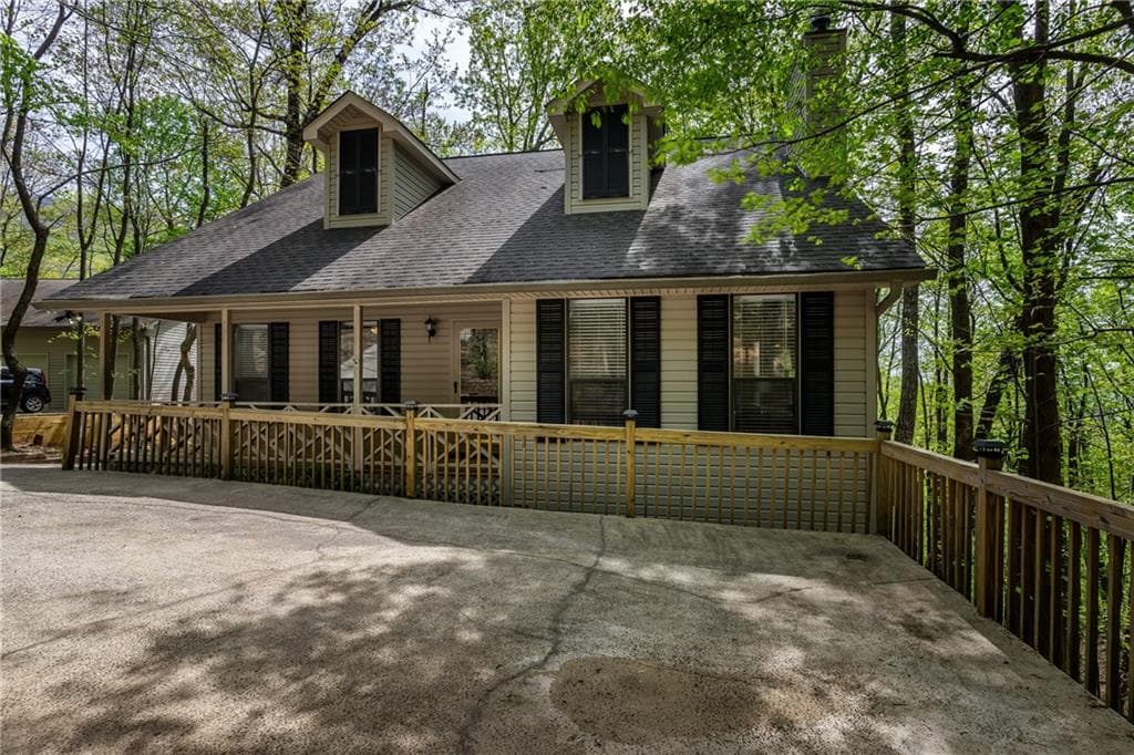 5 bedroom, 4 bathroom, 3,598 sq ft single family residence for sale at 279 Bella Vista Trail, Jasper, GA 30143 — photo 4