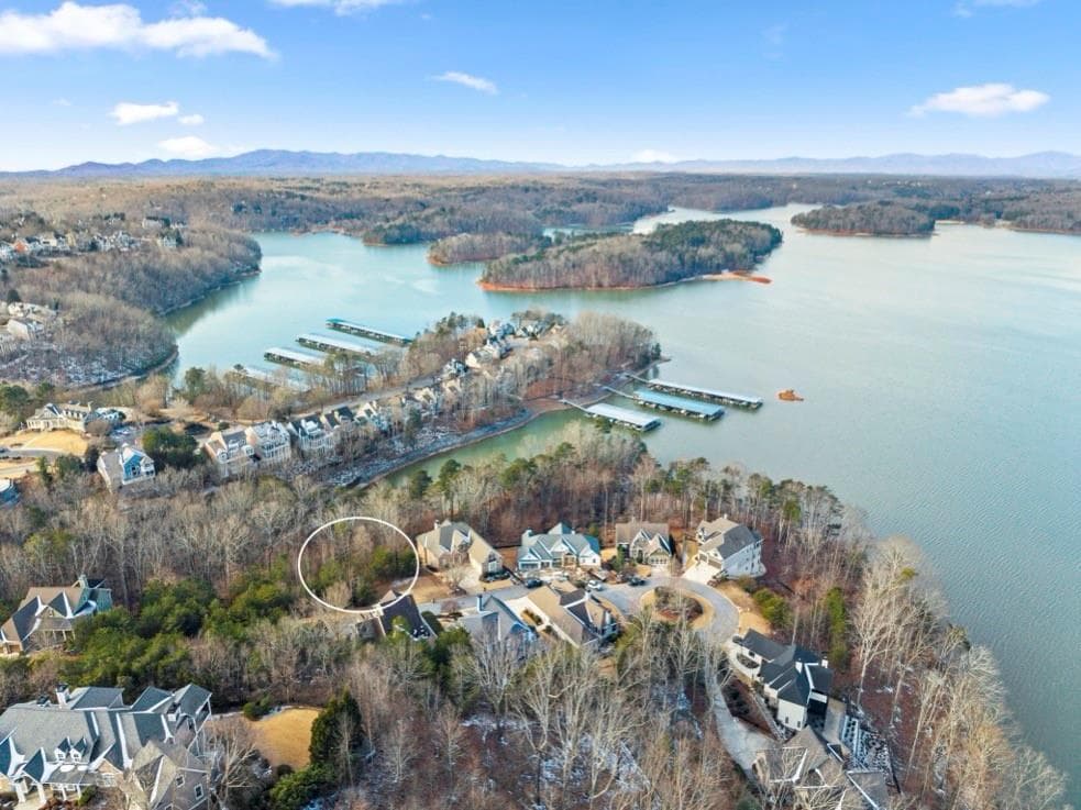 single family residence for sale at 3555 Water Front Drive, Gainesville, GA 30506 — photo 2