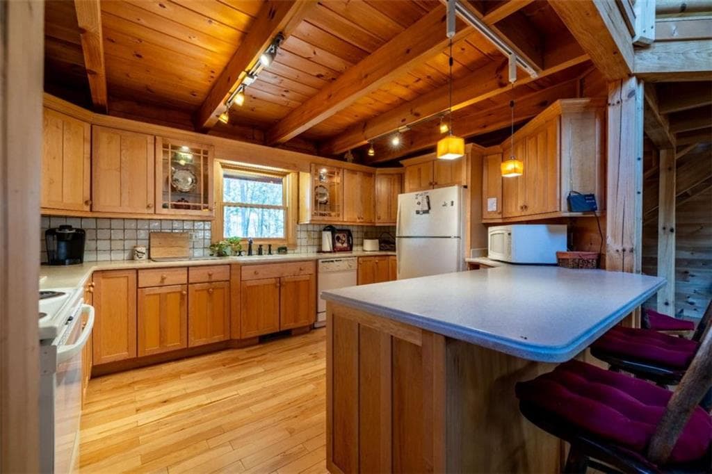 3 bedroom, 3 bathroom, 1,974 sq ft single family residence for sale at 2077 Big Texas Valley Road, Rome, GA 30165 — photo 7