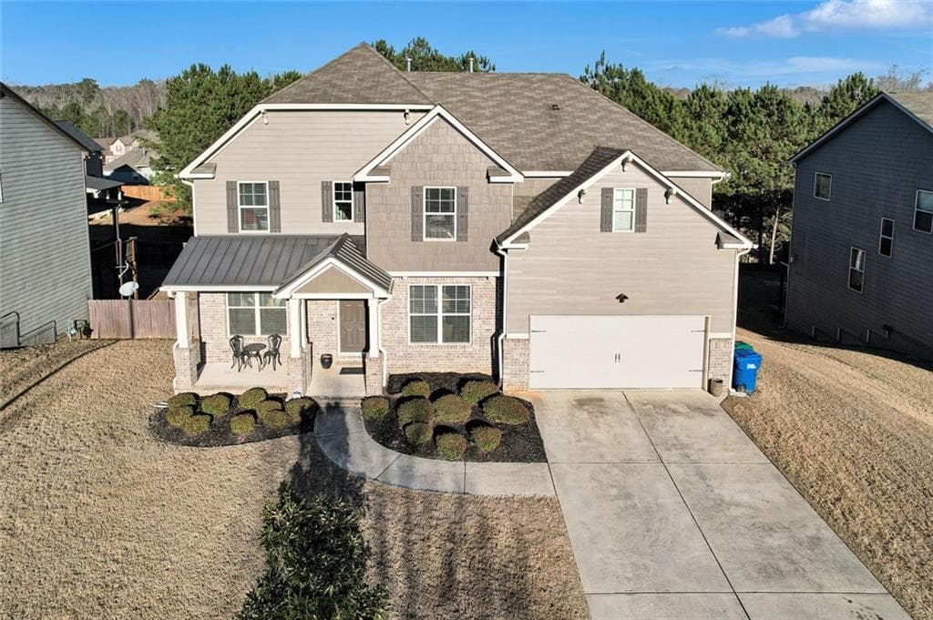 5 bedroom, 3 bathroom, 3,094 sq ft single family residence sold at 2722 Dayview Lane, Atlanta, GA 30331
