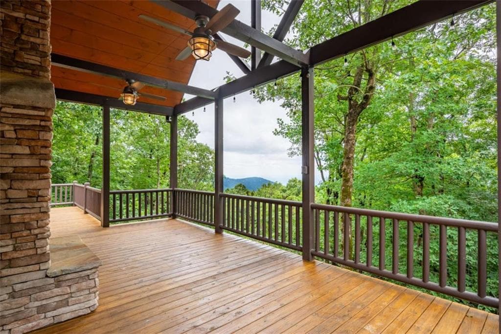 3 bedroom, 3 bathroom, 2,922 sq ft single family residence for sale at 31 High Cliff Road, Jasper, GA 30143 — photo 3