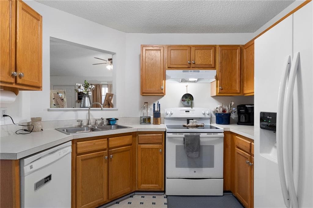 4 bedroom, 3 bathroom, 2,121 sq ft single family residence for sale at 131 Benjamin Drive, Rockmart, GA 30153 — photo 10