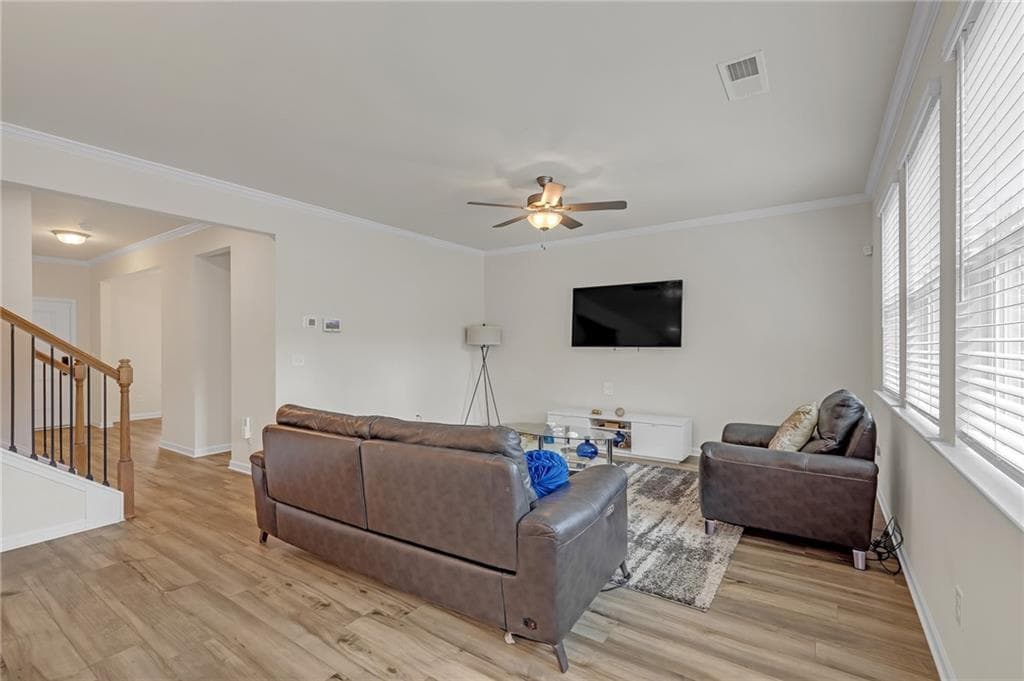 4 bedroom, 3 bathroom, 2,652 sq ft single family residence for sale at 571 Hancock Drive, Atlanta, GA 30354 — photo 7