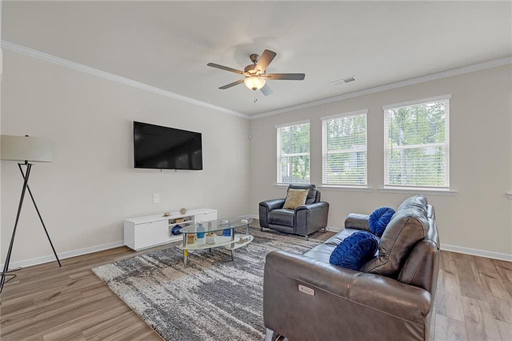 4 bedroom, 3 bathroom, 2,652 sq ft single family residence for sale at 571 Hancock Drive, Atlanta, GA 30354 — photo 8
