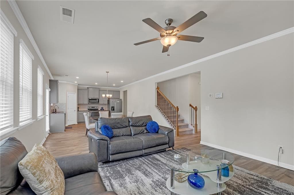 4 bedroom, 3 bathroom, 2,652 sq ft single family residence for sale at 571 Hancock Drive, Atlanta, GA 30354 — photo 9