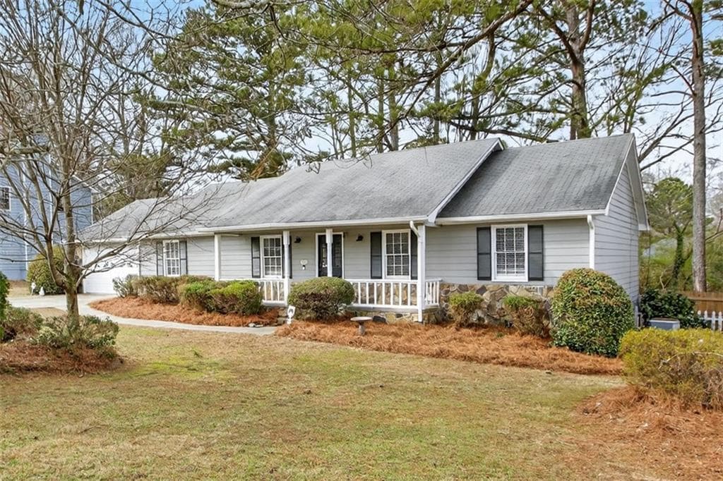 2045 Skyland Glen Drive, Snellville, GA 30078 — most recent listing photo