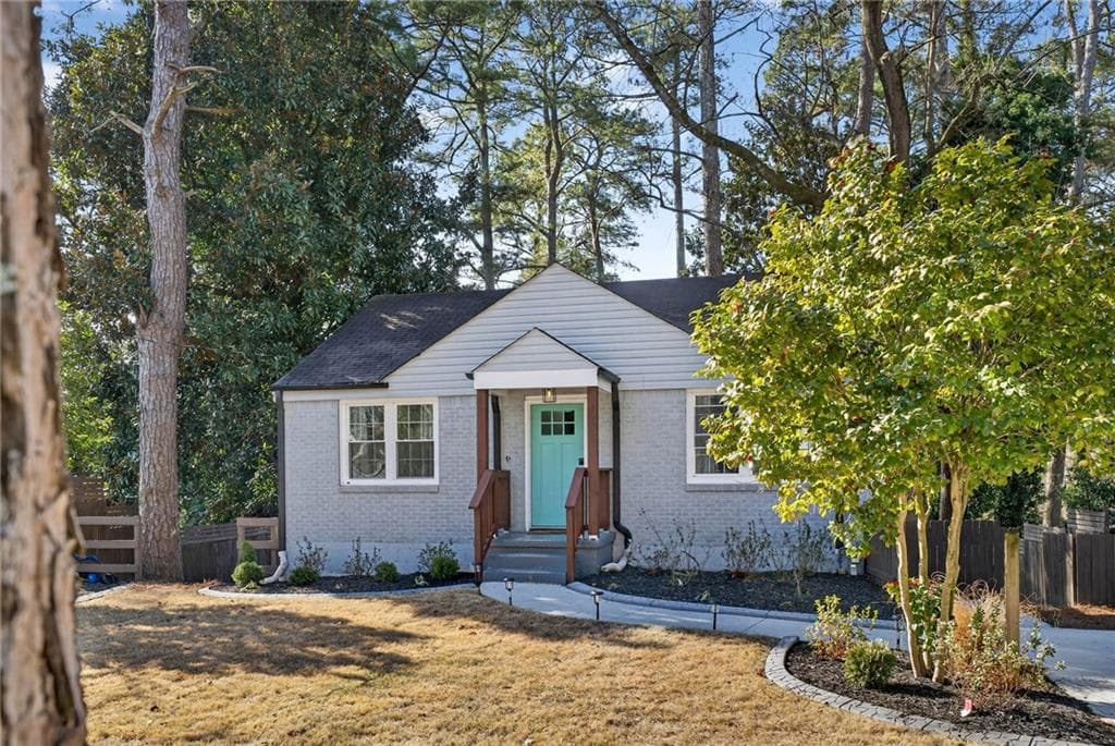 3 bedroom, 3 bathroom, 2,000 sq ft single family residence for sale at 1939 Brannen Road, Atlanta, GA 30316