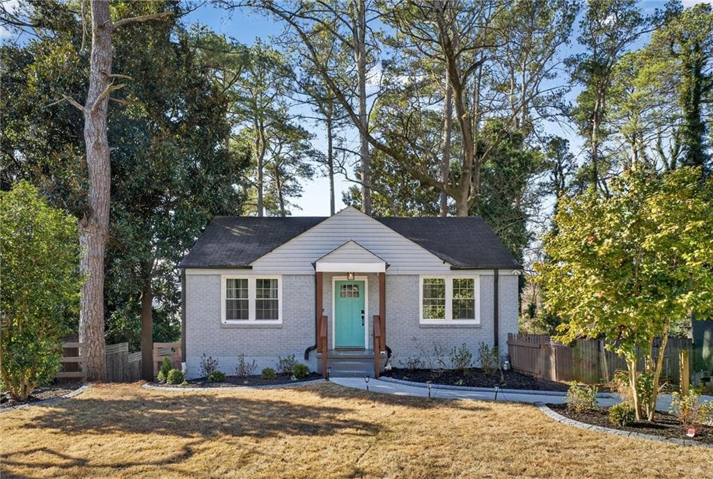 3 bedroom, 3 bathroom, 2,000 sq ft single family residence for sale at 1939 Brannen Road, Atlanta, GA 30316 — photo 2