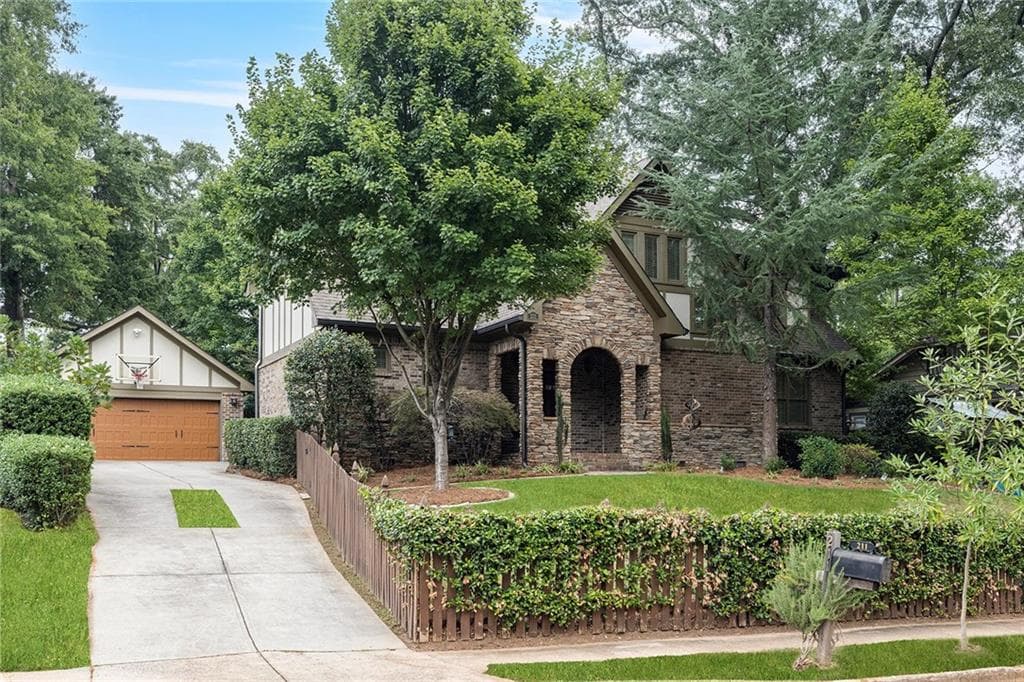 211 W Hill Street, Decatur, GA 30030 — most recent listing photo