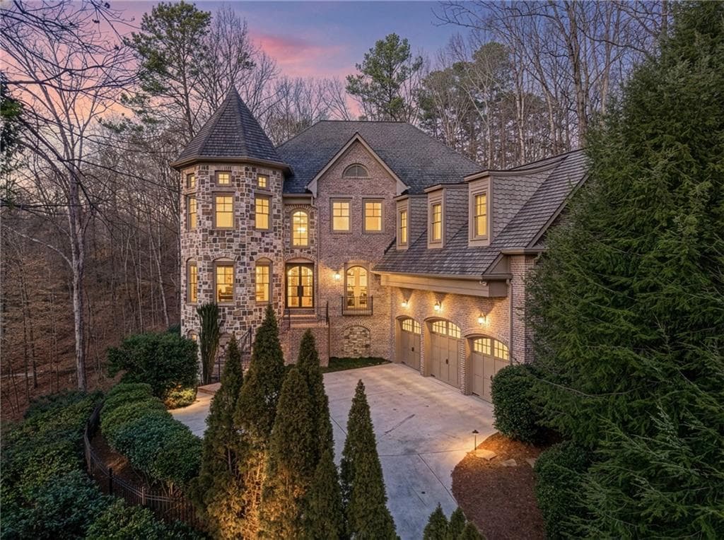 1200 Northcliff Trace, Roswell, GA 30076 — most recent listing photo
