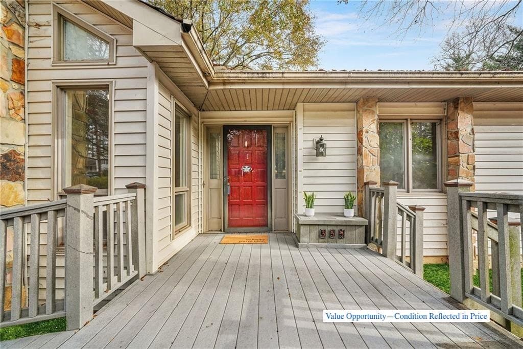 355 Heritage Lane, Alpharetta, GA 30009 — most recent listing photo