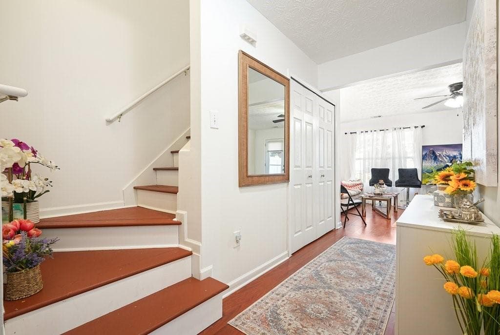 2 bedroom, 3 bathroom, 1,226 sq ft townhouse for sale at 4470 Maple Valley Drive, Cumming, GA 30040 — photo 4