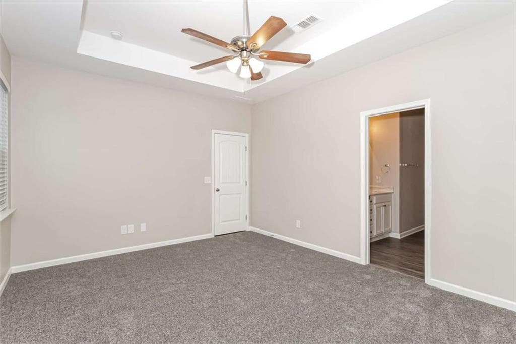 3 bedroom, 3 bathroom, 3,170 sq ft single family residence for sale at 128 Hood Park Drive, Newnan, GA 30265 — photo 9