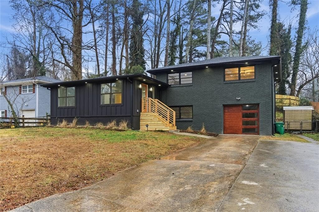 2537 Fontaine Circle, Decatur, GA 30032 — most recent listing photo