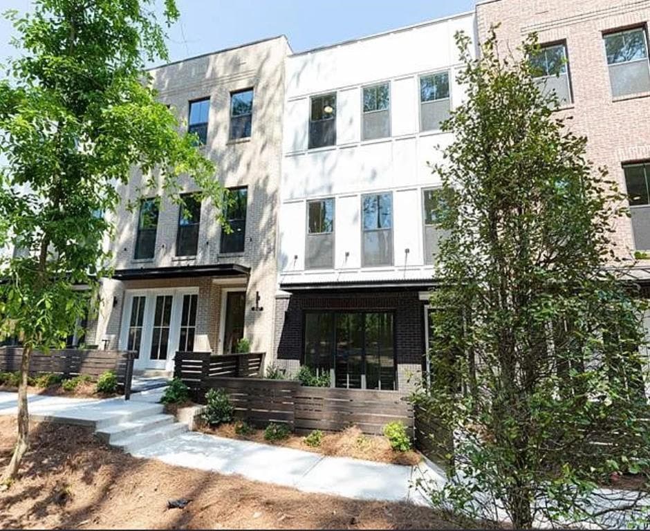 849 Constellation Drive, Decatur, GA 30033 — most recent listing photo
