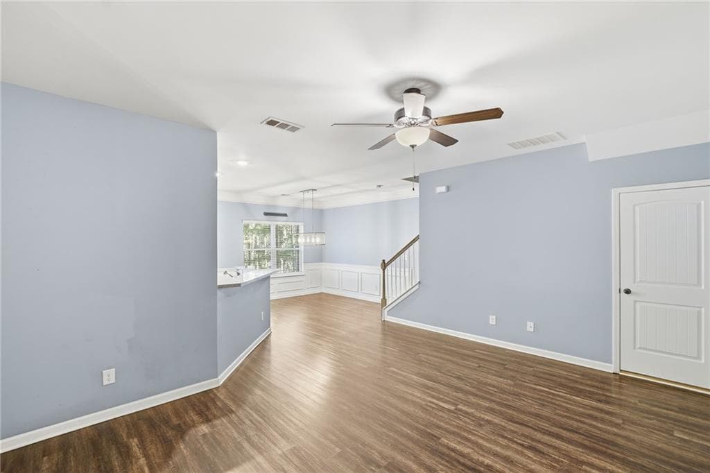 3 bedroom, 3 bathroom, 1,680 sq ft townhouse under contract at 112 Spring Way Square, Canton, GA 30114 — photo 10