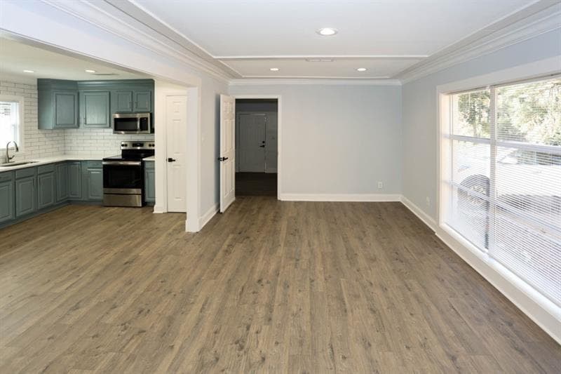 3 bedroom, 2 bathroom, 1,303 sq ft single family residence for sale at 1508 Peachcrest Road, Decatur, GA 30032 — photo 4
