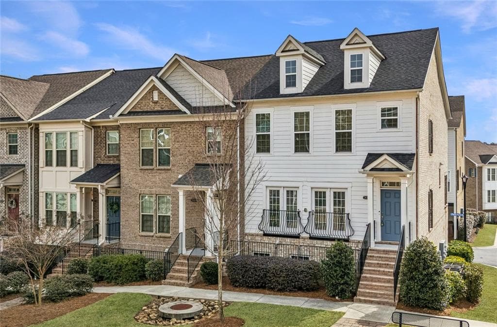 2052 Falls Park Way, Decatur, GA 30033 — most recent listing photo