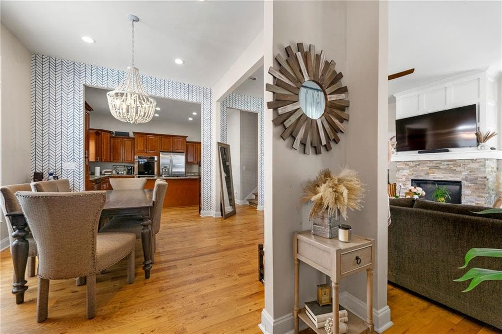 5 bedroom, 4 bathroom, 2,944 sq ft single family residence for sale at 3358 Colville Avenue, Atlanta, GA 30354 — photo 4