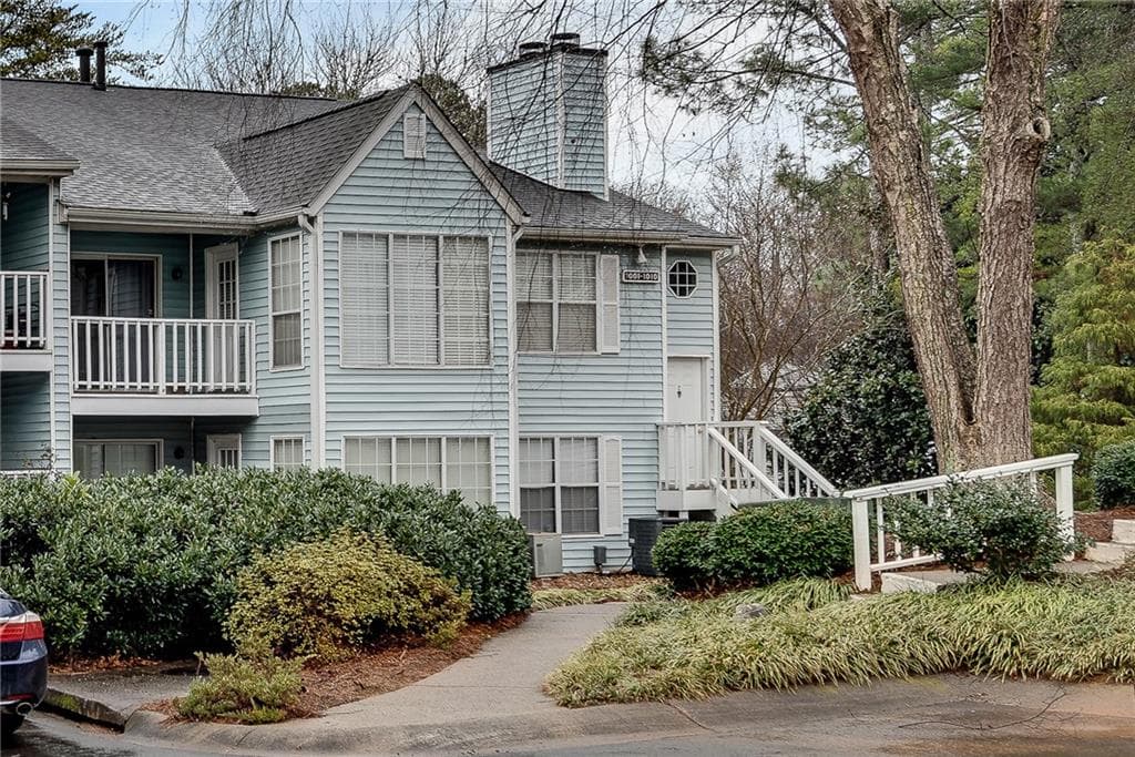 1004 Glenleaf Drive, Peachtree Corners, GA 30092 — most recent listing photo