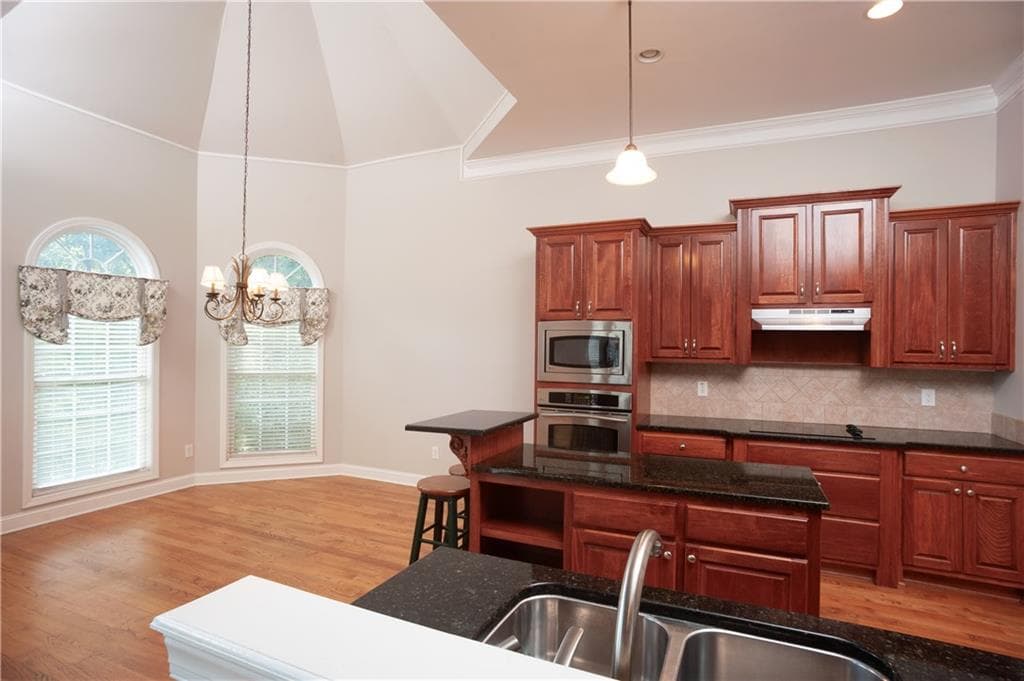 4 bedroom, 4 bathroom, 3,756 sq ft single family residence for sale at 6520 Riada Court, Mcdonough, GA 30253 — photo 5