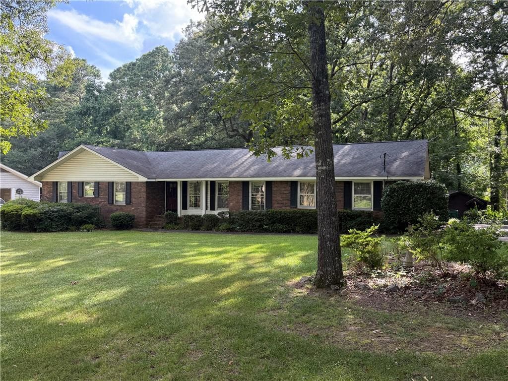 217 Cherokee Circle, Cedartown, GA 30125 — most recent listing photo