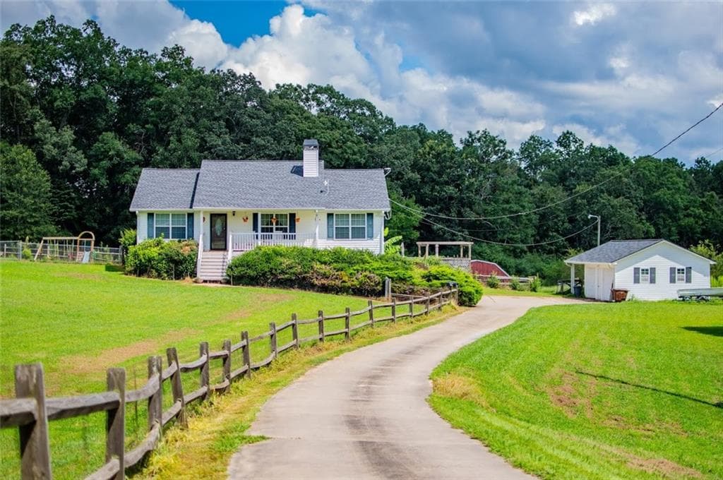 3 bedroom, 3 bathroom, 2,680 sq ft single family residence sold at 901 Tallapoosa East Church Road, Buchanan, GA 30113