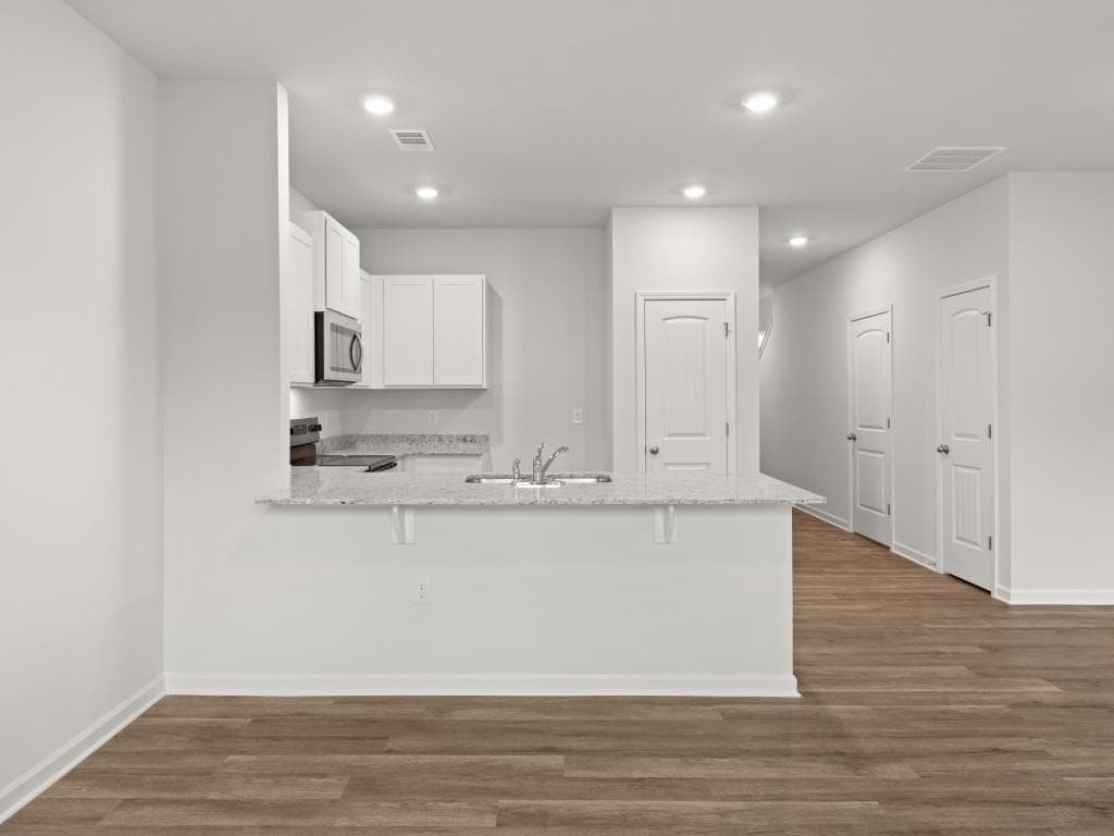 3 bedroom, 3 bathroom, 1,508 sq ft townhouse for sale at 5974 Skylar Drive, Atlanta, GA 30336 — photo 6