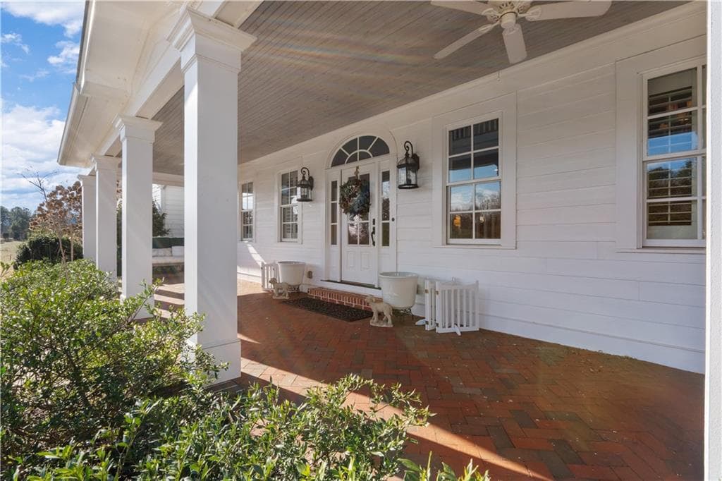 5 bedroom, 5 bathroom, 10,768 sq ft single family residence for sale at 31 Duck Pond Road, Roopville, GA 30170 — photo 7