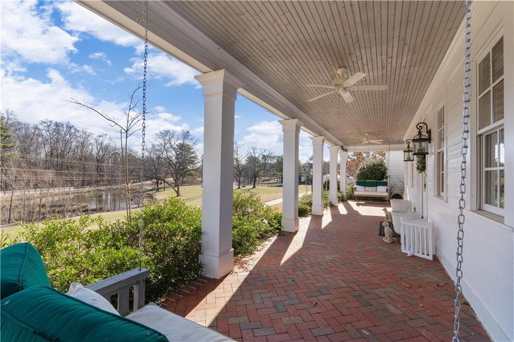 5 bedroom, 5 bathroom, 10,768 sq ft single family residence for sale at 31 Duck Pond Road, Roopville, GA 30170 — photo 8