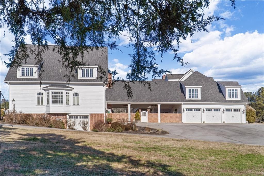 5 bedroom, 5 bathroom, 10,768 sq ft single family residence for sale at 31 Duck Pond Road, Roopville, GA 30170 — photo 9