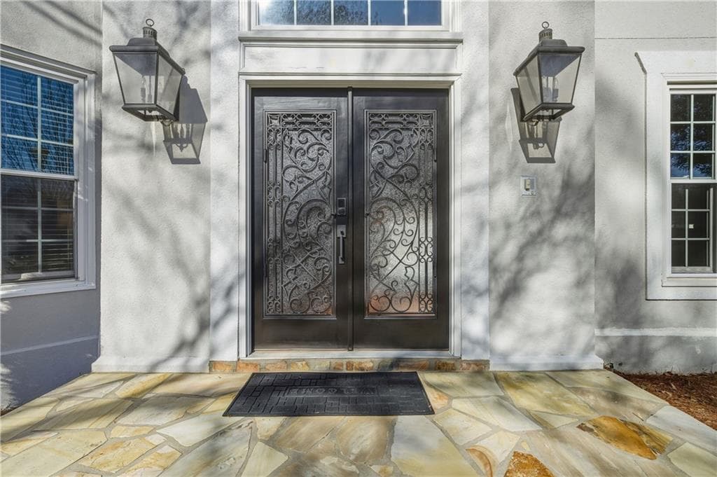 6 bedroom, 4 bathroom, 5,340 sq ft single family residence under contract at 195 Jupiter Hills Point, Duluth, GA 30097 — photo 5