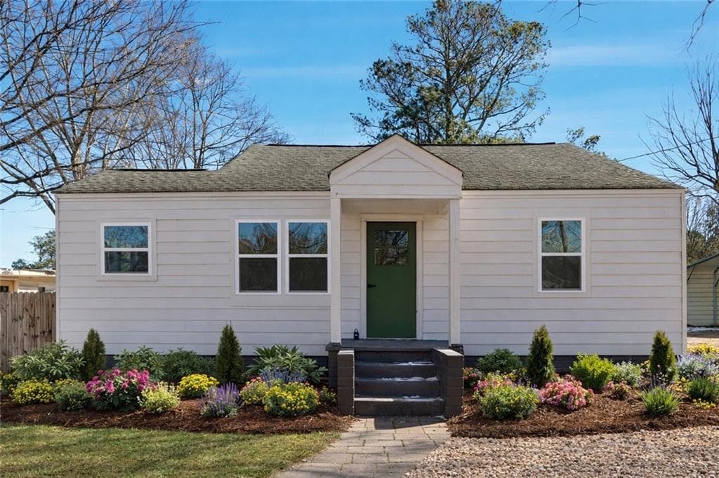 34 Wade Street, Winder, GA 30680 — most recent listing photo