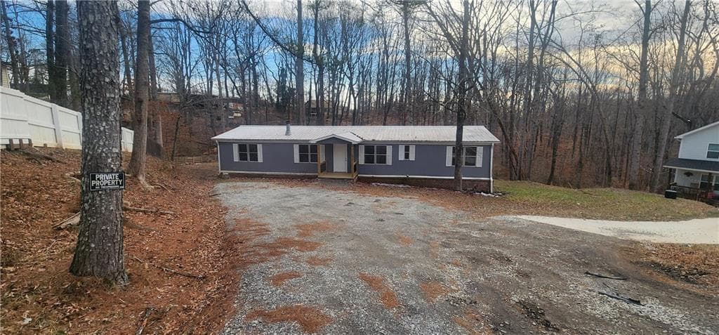 6235 Akins Way, Cumming, GA 30041 — most recent listing photo