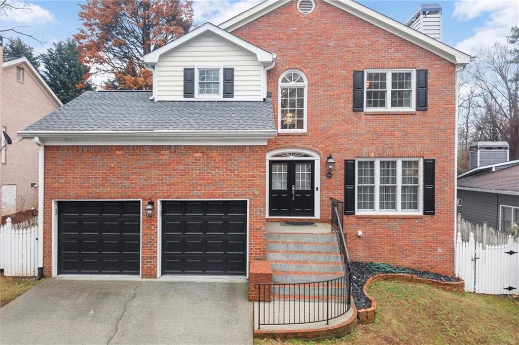 3 bedroom, 3 bathroom single family residence sold at 1201 Club Walk Drive, Brookhaven, GA 30319