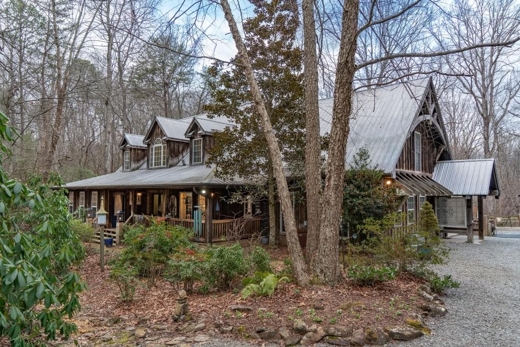 561 Cartecay Trace, Ellijay, GA 30536 — most recent listing photo