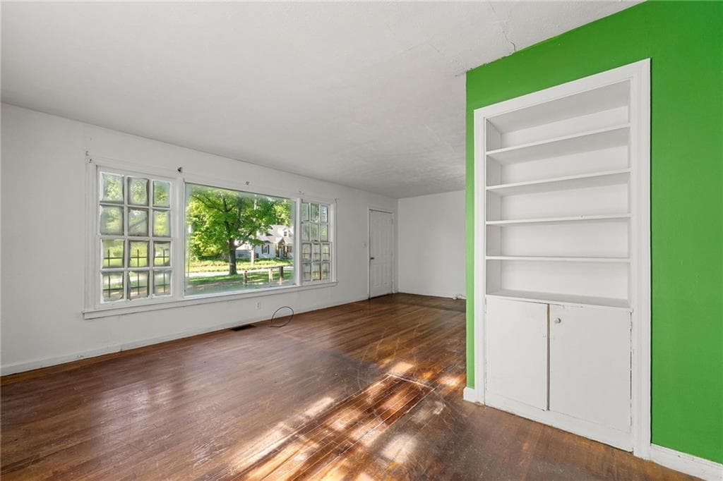 4 bedroom, 2 bathroom, 1,482 sq ft single family residence under contract at 1851 Penelope Road, Atlanta, GA 30314 — photo 5