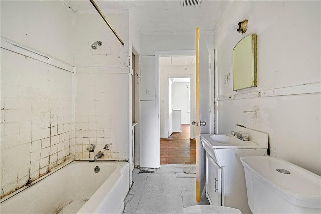 4 bedroom, 2 bathroom, 1,482 sq ft single family residence under contract at 1851 Penelope Road, Atlanta, GA 30314 — photo 10